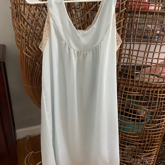 Vintage LADY LYNNE Light Green Nylon Silk Slip Nightie Lace Trim Lingerie - S - Picture 4 of 4